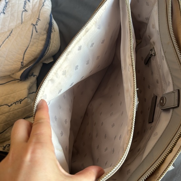Kate Spade beige vinyl polyester tote - Picture 6 of 10